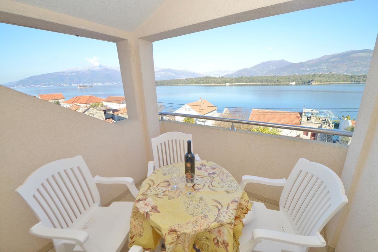 Апартаменты Apartments and Studios Jokić Тиват-30