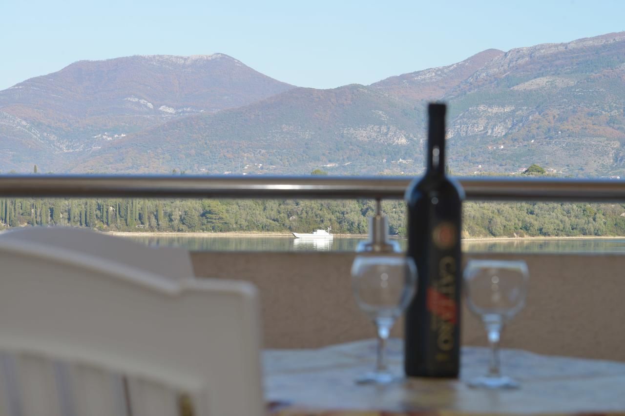 Апартаменты Apartments and Studios Jokić Тиват-38