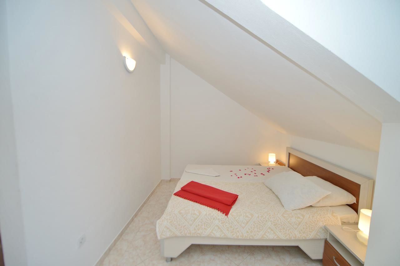 Апартаменты Apartments and Studios Jokić Тиват-39