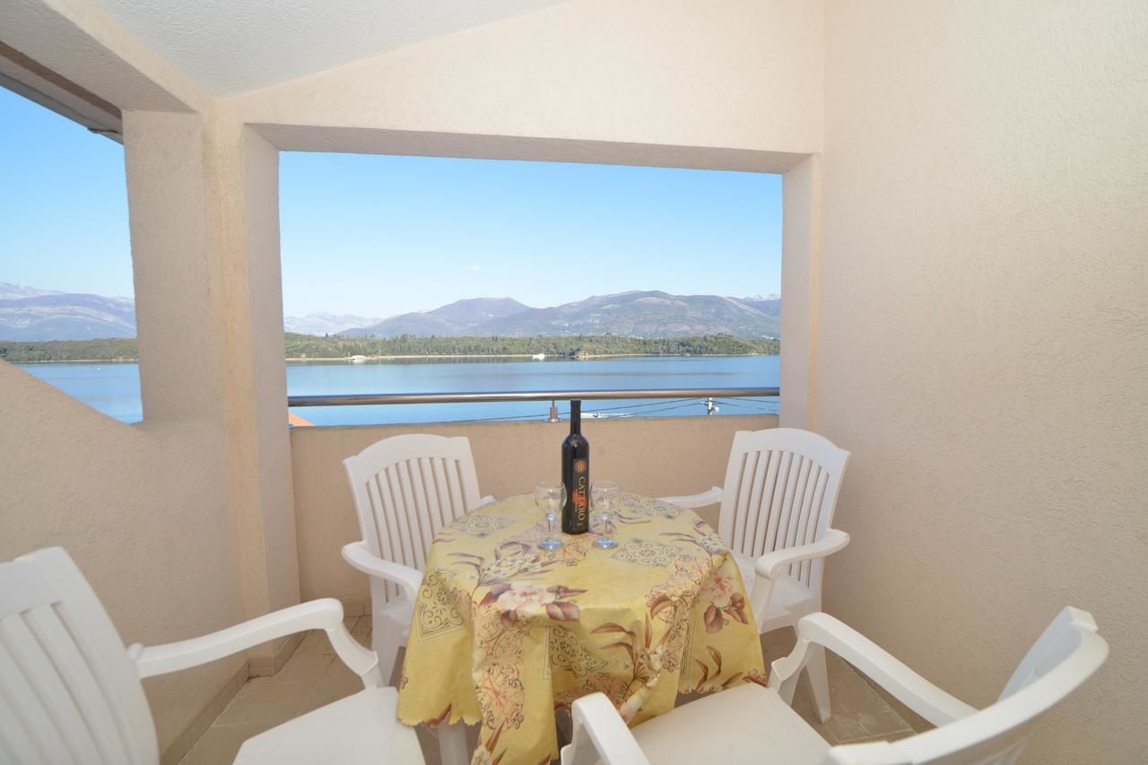 Апартаменты Apartments and Studios Jokić Тиват-41