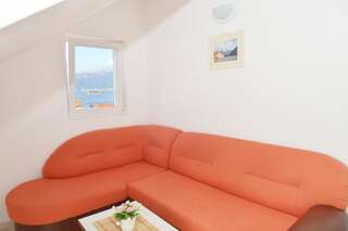 Апартаменты Apartments and Studios Jokić Тиват Апартаменты-студио с балконом и видом на море-2