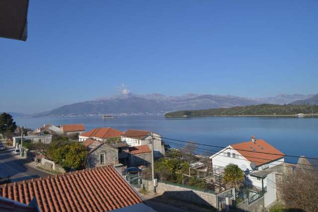 Апартаменты Apartments and Studios Jokić Тиват-13